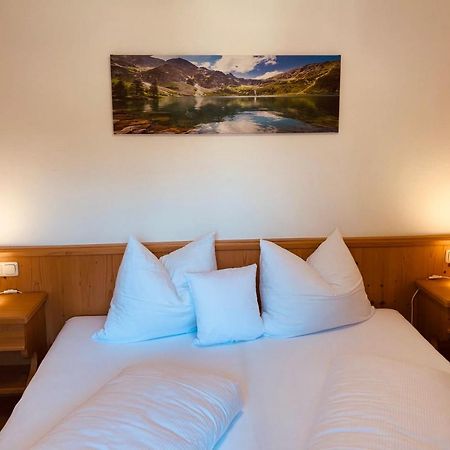Hotel Schmiedboden Oberndorf in Tirol Bagian luar foto