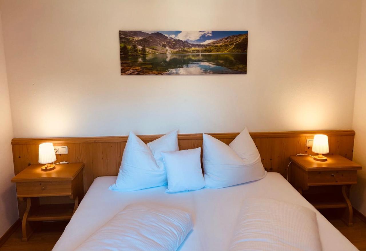 Hotel Schmiedboden Oberndorf in Tirol Bagian luar foto