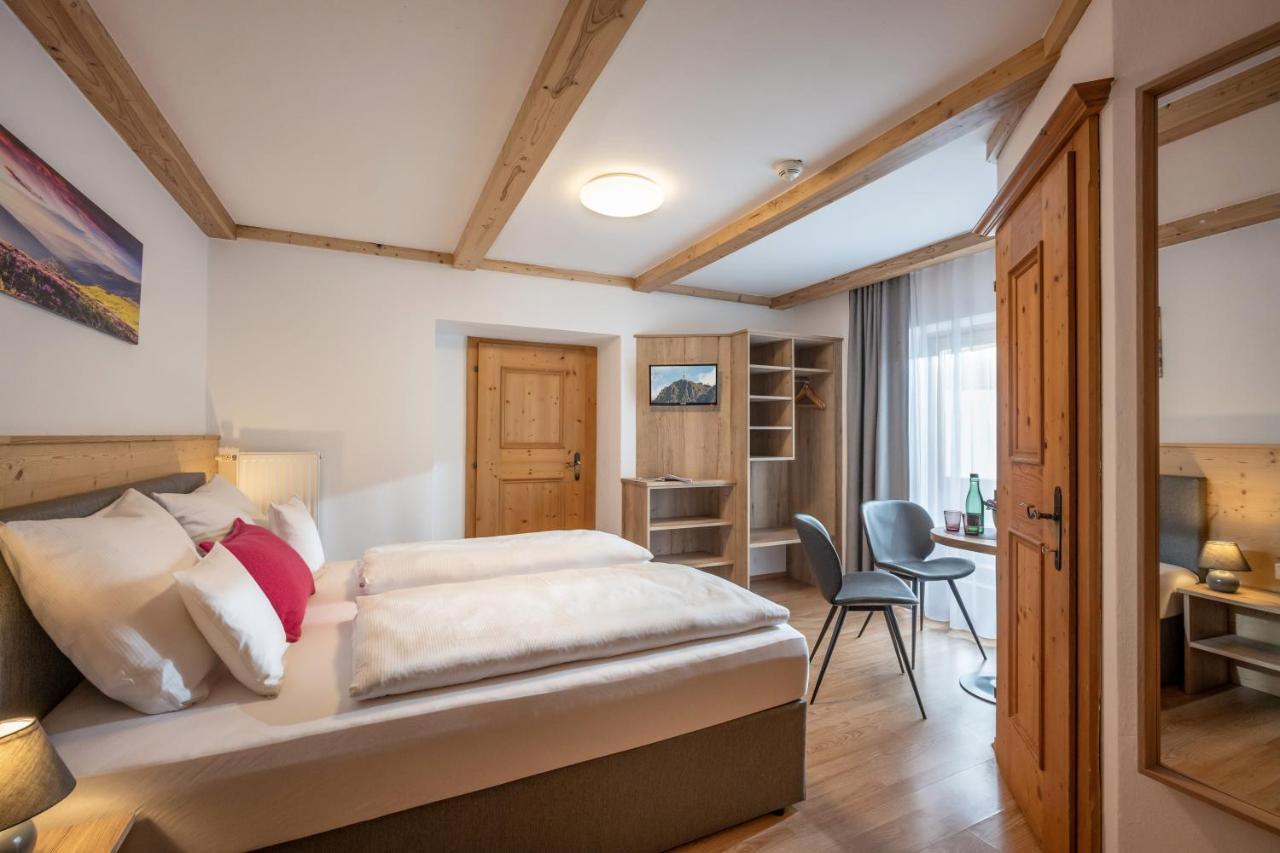 Hotel Schmiedboden Oberndorf in Tirol Bagian luar foto