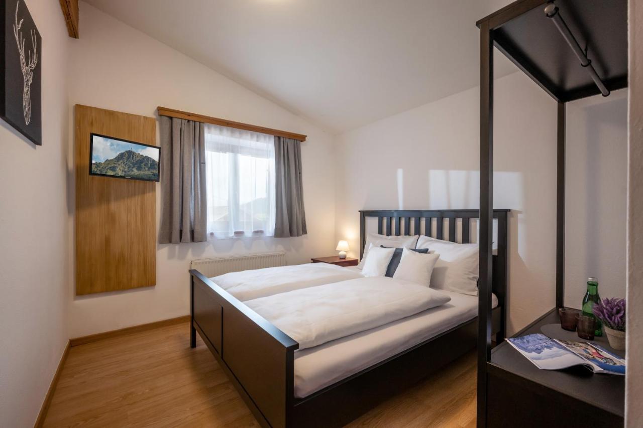 Hotel Schmiedboden Oberndorf in Tirol Bagian luar foto